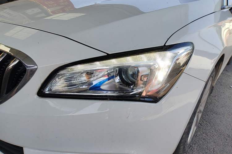 Used Buick Verano 2015 Sedan 15S Automatic Ambition Model Left Front Headlight