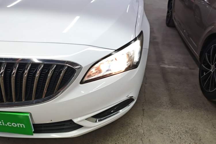 Used Buick Verano 2015 Sedan 15S Manual Entry-Level Model Left Front Headlight