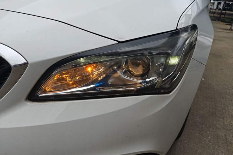 Used Buick Verano 2015 Sedan 15S Automatic Ambition Model Left Front Headlight