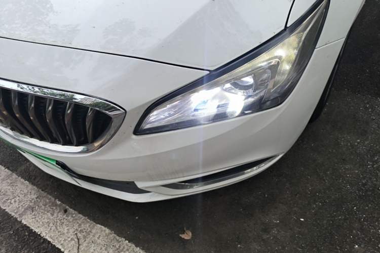 Used Buick Verano 2015 Sedan 15S Automatic Ambition Model Left Front Headlight