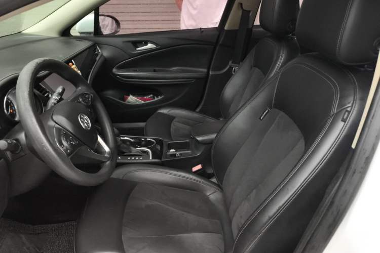 Used Buick Verano 2015 Sedan 20T Dual-Clutch Elite Model Left Front Seat