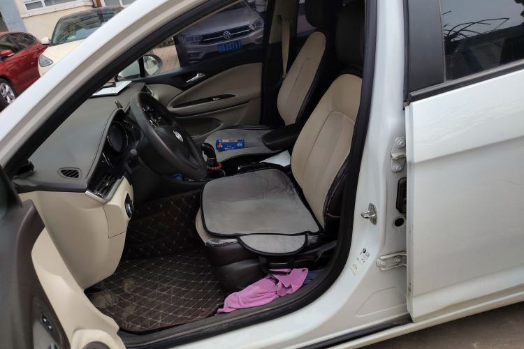 Used Buick Verano 2015 Sedan 15S Manual Entry-Level Model Left Front Seat