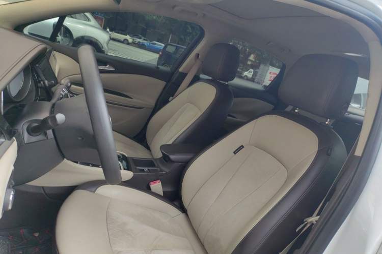 Used Buick Verano 2015 Sedan 15S Automatic Leading Model Left Front Seat