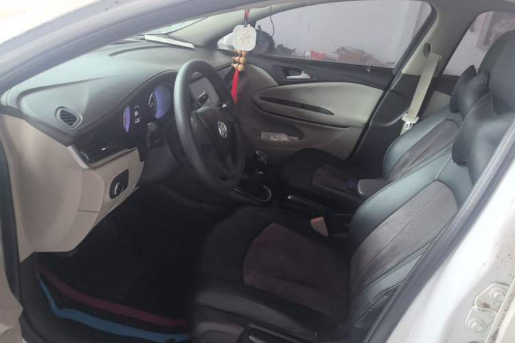 Used Buick Verano 2015 Sedan 15S Manual Entry-Level Model Left Front Seat