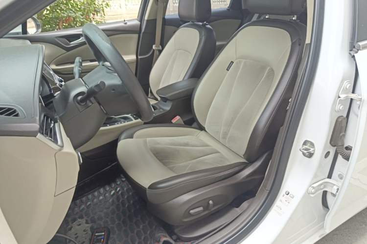 Used Buick Verano 2015 Sedan 15S Automatic Leading Model Left Front Seat