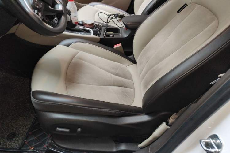Used Buick Verano 2015 Sedan 15S Automatic Leading Model Left Front Seat