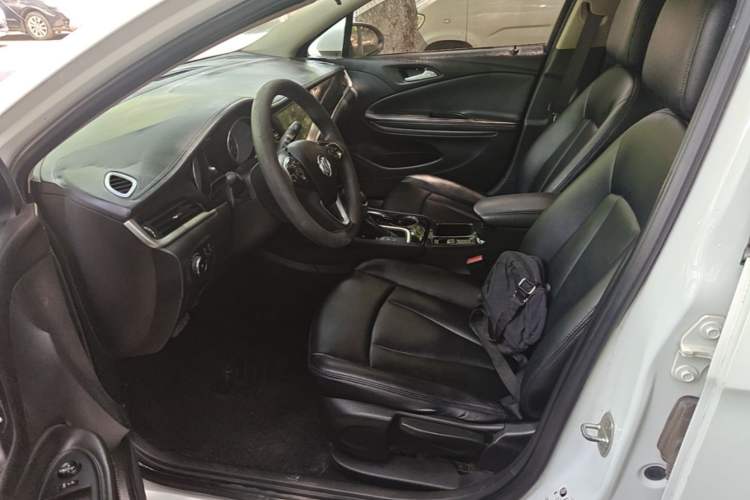 Used Buick Verano 2015 Sedan 20T Dual-Clutch Leading Model Left Front Seat