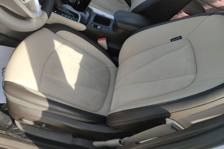 Used Buick Verano 2015 Sedan 15S Automatic Leading Model Left Front Seat