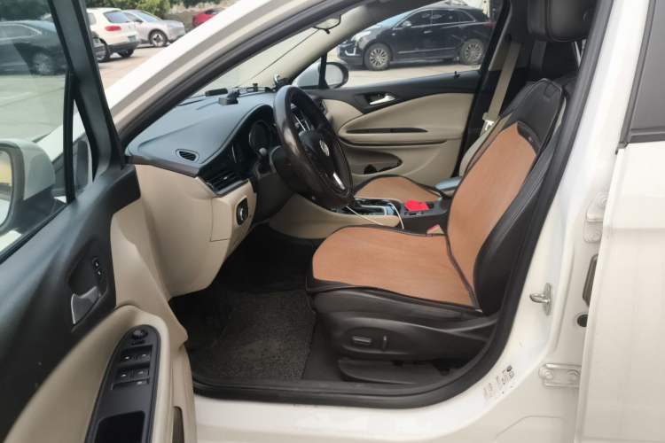 Used Buick Verano 2015 Sedan 15S Automatic Leading Model Left Front Seat
