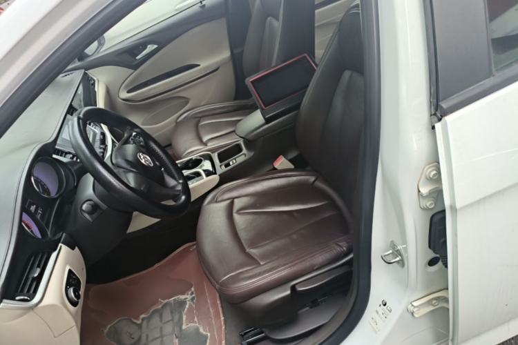 Used Buick Verano 2015 Sedan 15S Automatic Ambition Model Left Front Seat