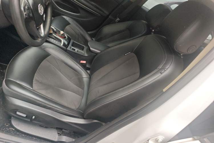 Used Buick Verano 2015 Sedan 20T Dual-Clutch Elite Model Left Front Seat