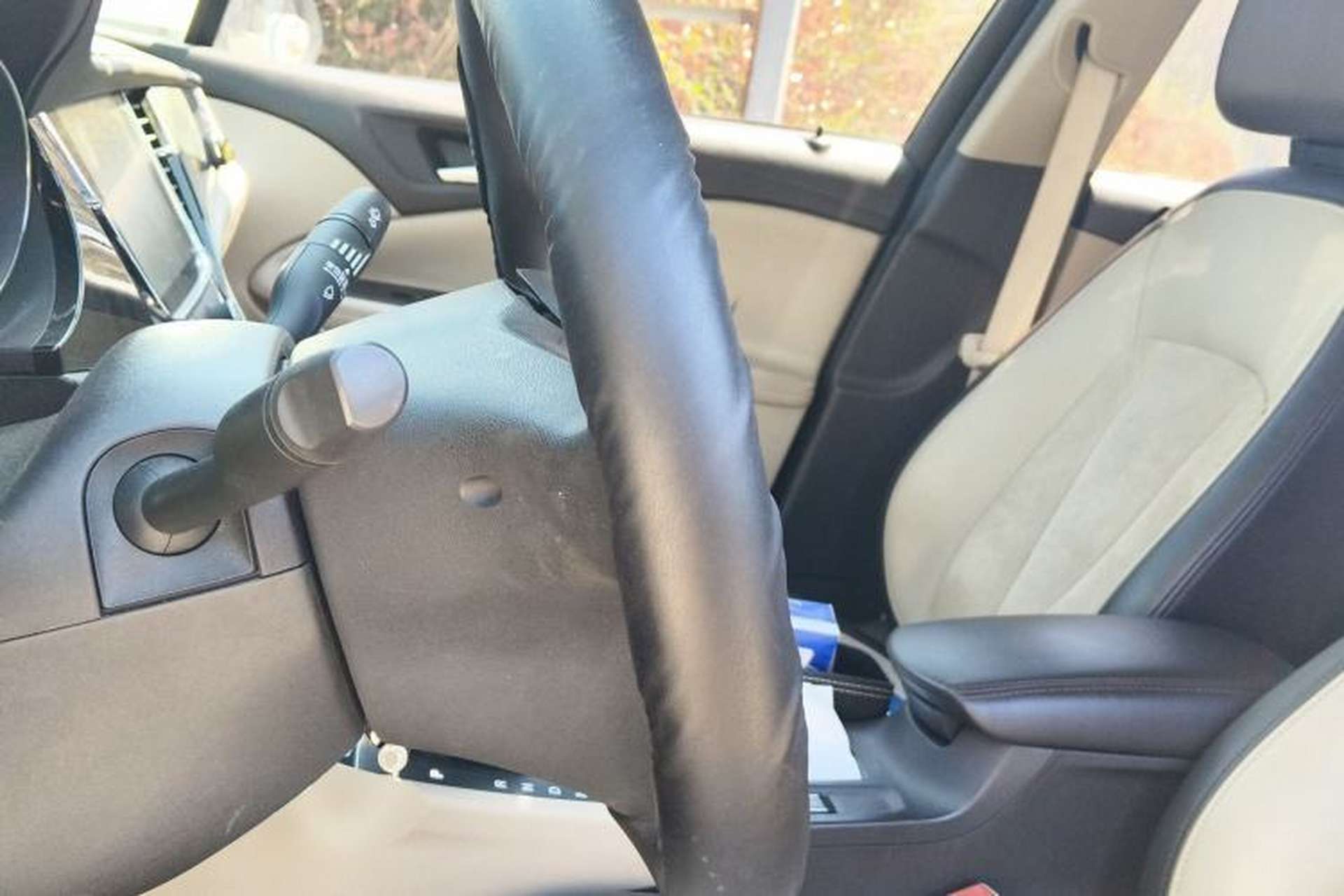 Used Buick Verano 2015 Sedan 15S Automatic Leading Model Left Front Seat
