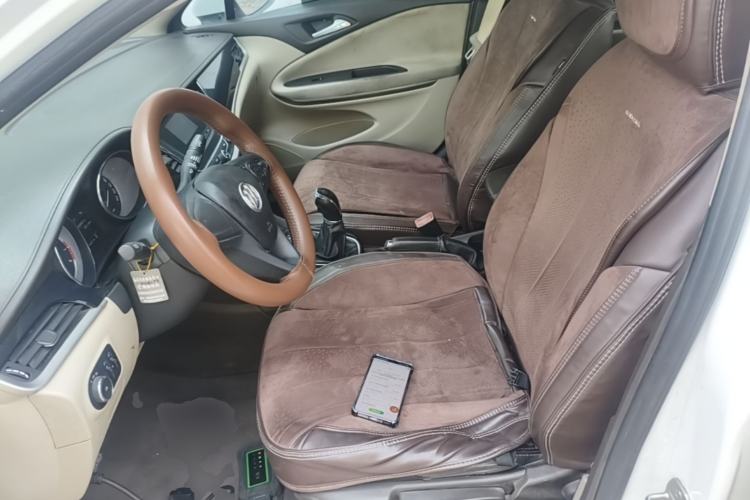 Used Buick Verano 2015 Sedan 15S Manual Entry-Level Model Left Front Seat
