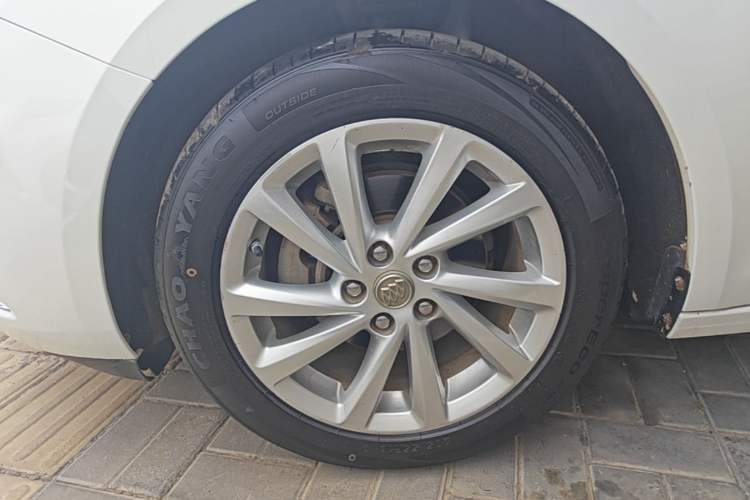 Used Buick Verano 2015 Sedan 15S Automatic Ambition Model Left Front Wheel Hub