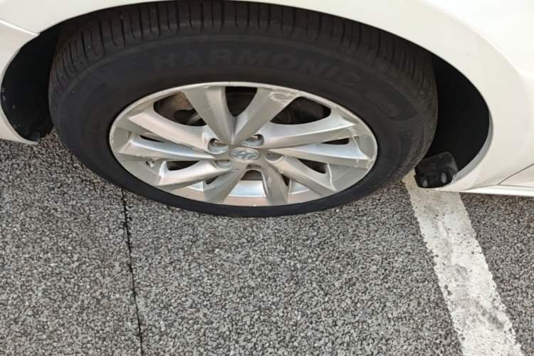 Used Buick Verano 2015 Sedan 15S Automatic Ambition Model Left Front Wheel Hub