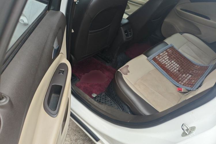 Used Buick Verano 2015 Sedan 15S Automatic Leading Model Left Rear Seat