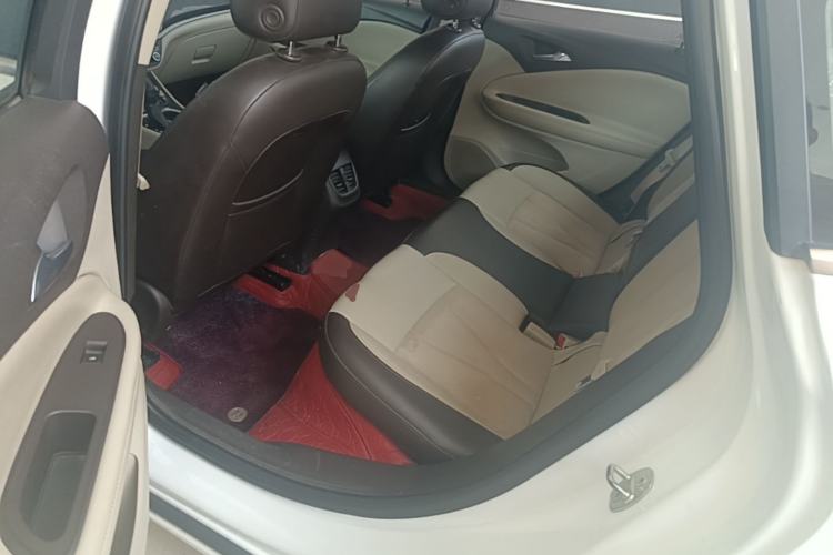 Used Buick Verano 2015 Sedan 15S Automatic Leading Model Left Rear Seat