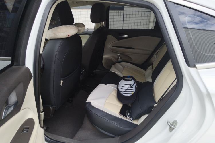 Used Buick Verano 2015 Sedan 15S Automatic Leading Model Left Rear Seat
