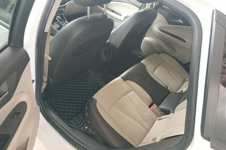 Used Buick Verano 2015 Sedan 15S Automatic Leading Model Left Rear Seat