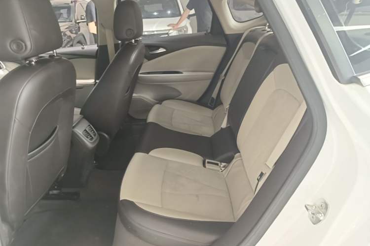 Used Buick Verano 2015 Sedan 15S Automatic Leading Model Left Rear Seat