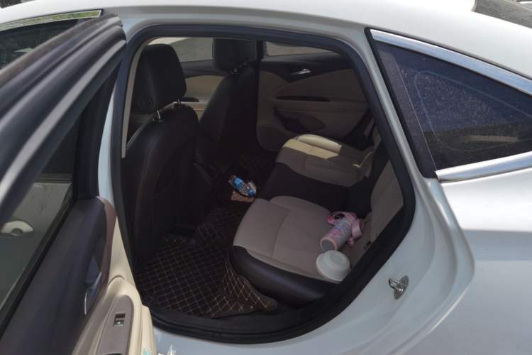 Used Buick Verano 2015 Sedan 15S Automatic Leading Model Left Rear Seat