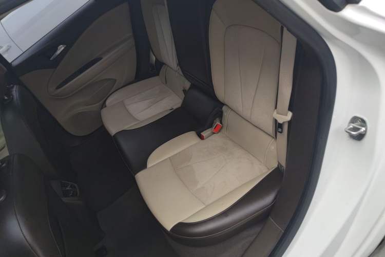 Used Buick Verano 2015 Sedan 15S Automatic Leading Model Left Rear Seat
