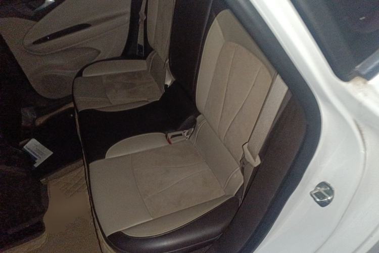 Used Buick Verano 2015 Sedan 15S Automatic Leading Model Left Rear Seat