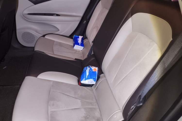 Used Buick Verano 2015 Sedan 15S Automatic Leading Model Left Rear Seat