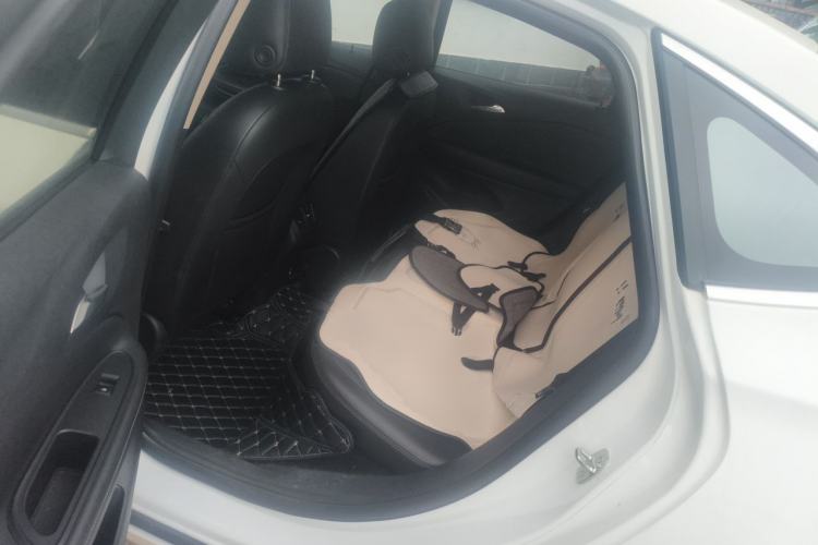 Used Buick Verano 2015 Sedan 20T Dual-Clutch Elite Model Left Rear Seat