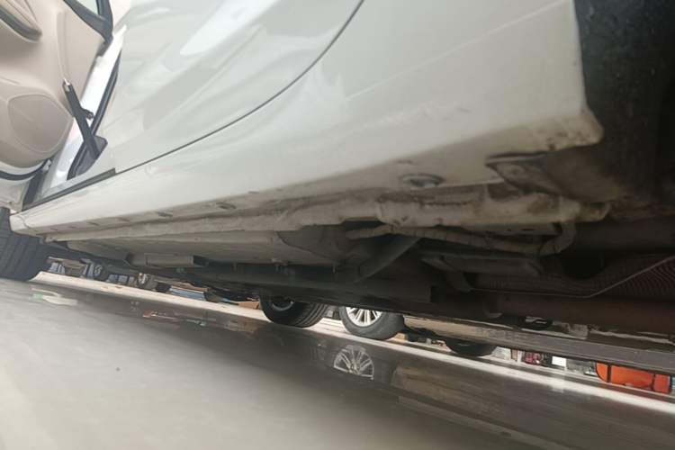 Used Buick Verano 2015 Sedan 15S Automatic Leading Model Left Side Sill