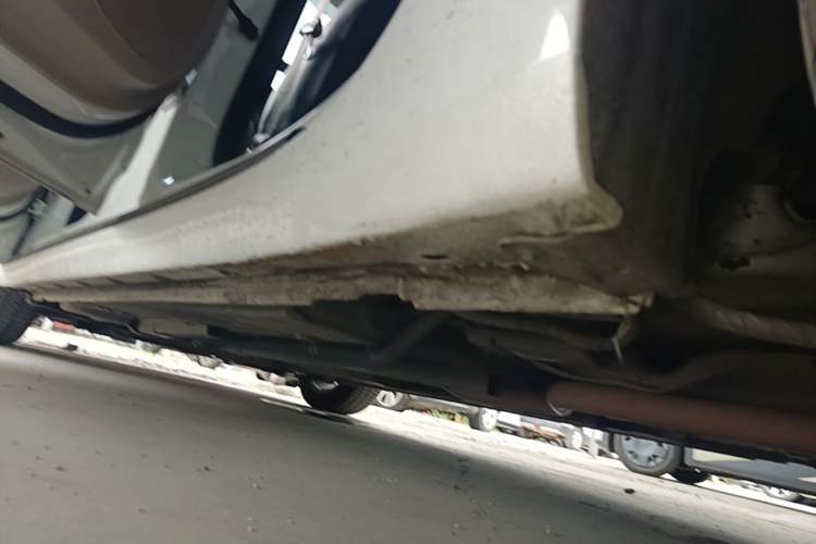 Used Buick Verano 2015 Sedan 15S Automatic Leading Model Left Side Sill