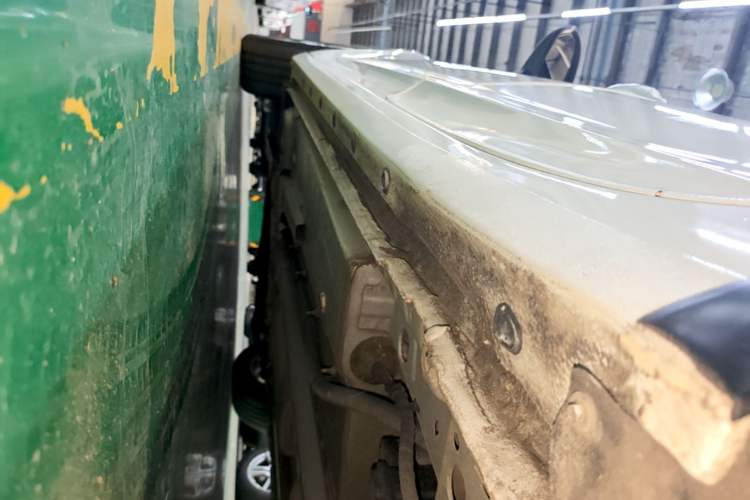 Used Buick Verano 2015 Sedan 20T Dual-Clutch Elite Model Left Side Sill