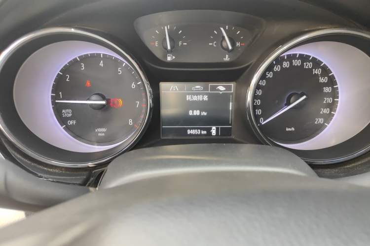 Used Buick Verano 2015 Sedan 15S Manual Entry-Level Model Odometer Close Up