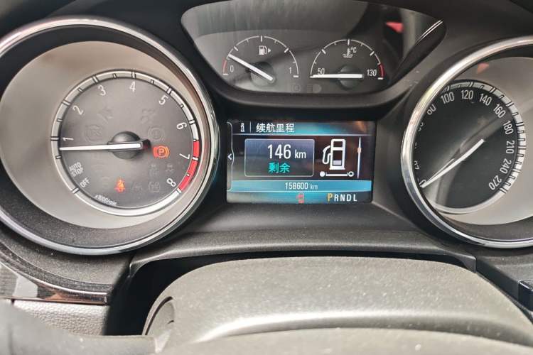 Used Buick Verano 2015 Sedan 20T Dual-Clutch Elite Model Odometer Close Up