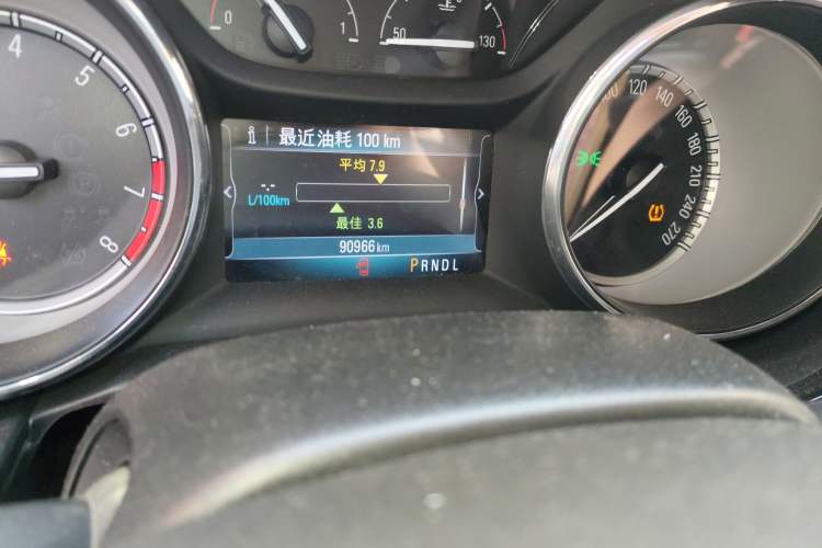 Used Buick Verano 2015 Sedan 20T Dual-Clutch Elite Model Odometer Close Up