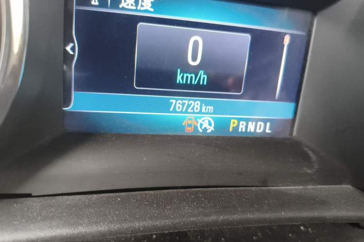 Used Buick Verano 2015 Sedan 15S Automatic Leading Model Odometer Close Up