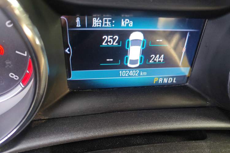 Used Buick Verano 2015 Sedan 15S Automatic Leading Model Odometer Close Up
