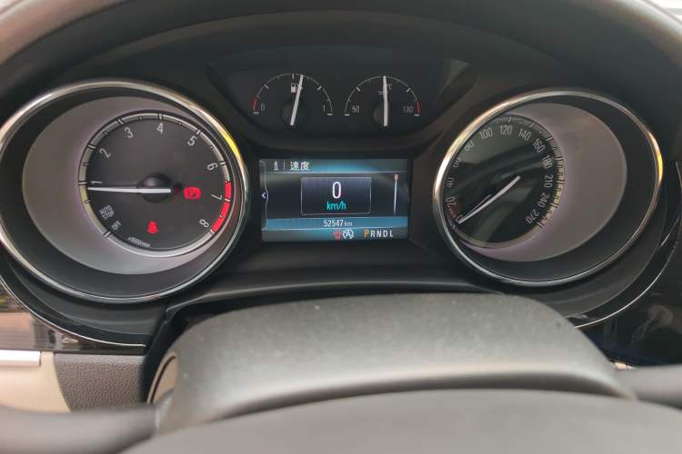 Used Buick Verano 2015 Sedan 15S Automatic Leading Model Odometer Close Up