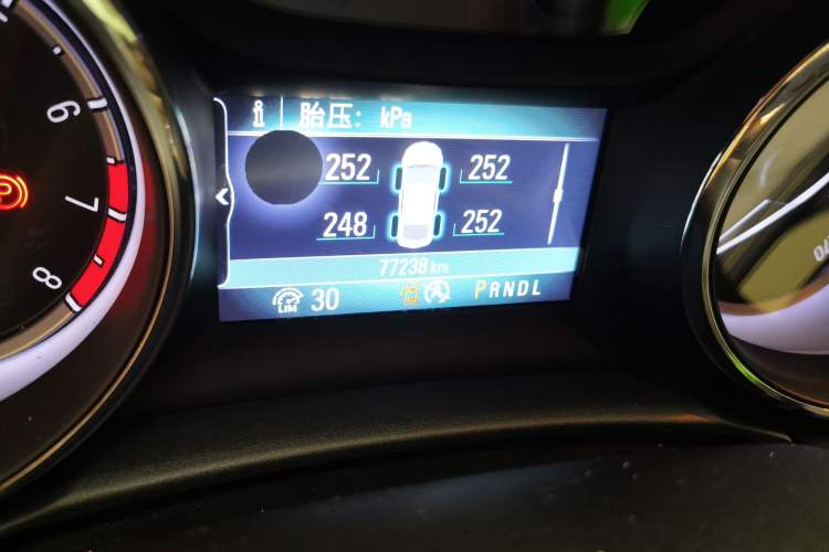 Used Buick Verano 2015 Sedan 15S Automatic Leading Model Odometer Close Up