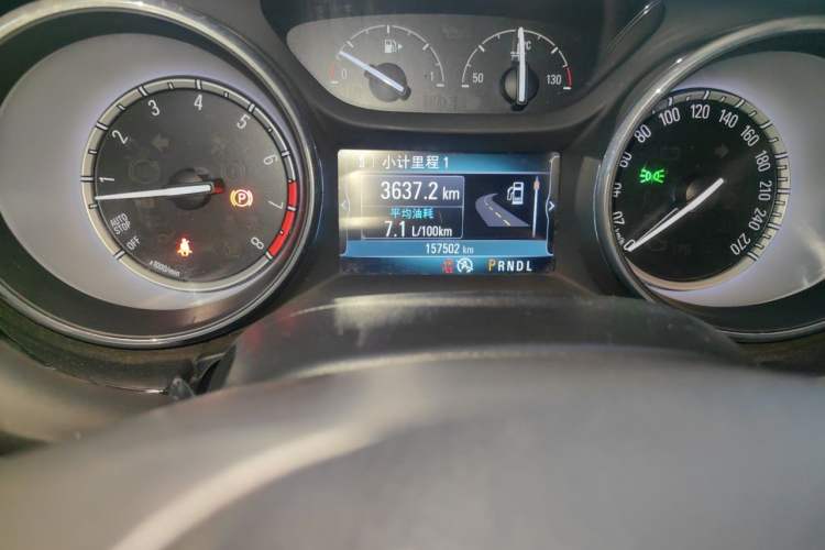 Used Buick Verano 2015 Sedan 15S Automatic Leading Model Odometer Close Up