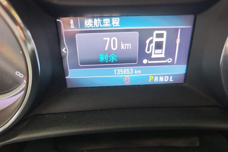 Used Buick Verano 2015 Sedan 20T Dual-Clutch Leading Model Odometer Close Up