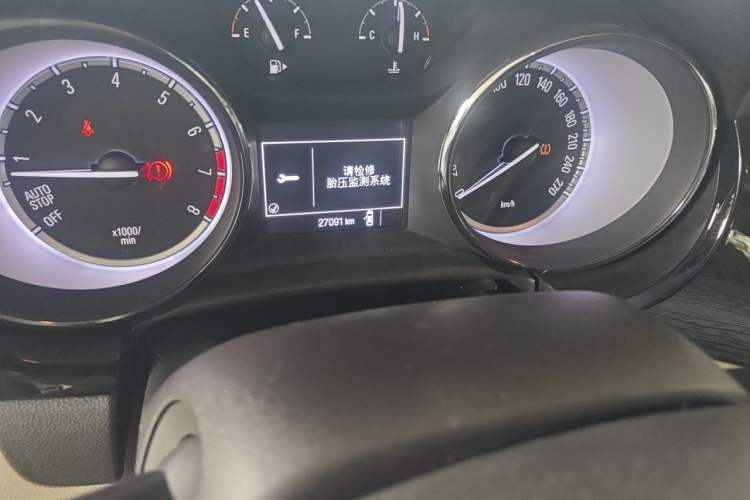 Used Buick Verano 2015 Sedan 15S Manual Entry-Level Model Odometer Close Up
