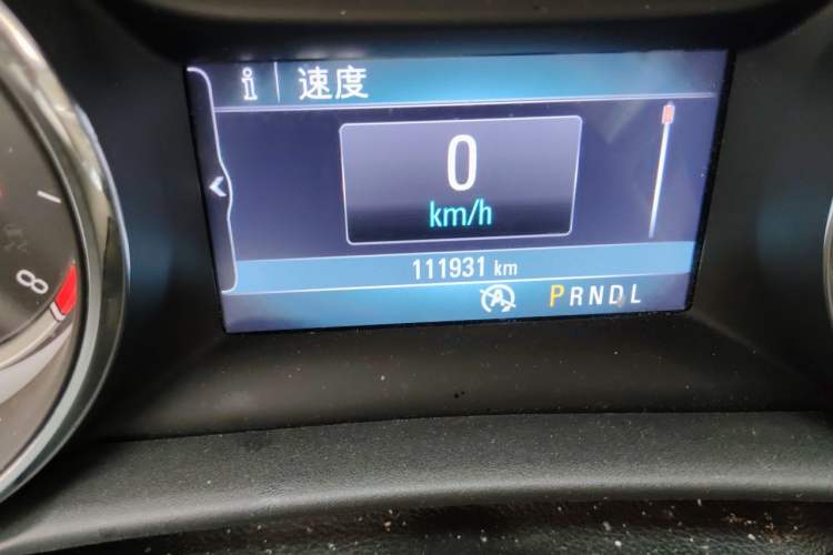 Used Buick Verano 2015 Sedan 15S Automatic Leading Model Odometer Close Up