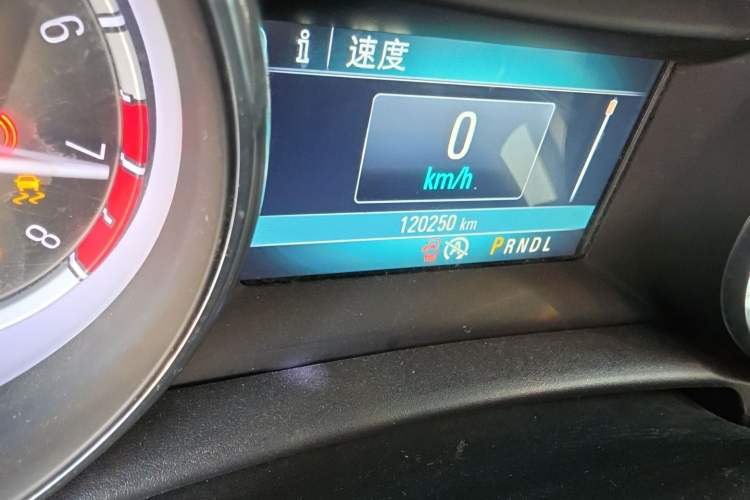 Used Buick Verano 2015 Sedan 15S Automatic Leading Model Odometer Close Up
