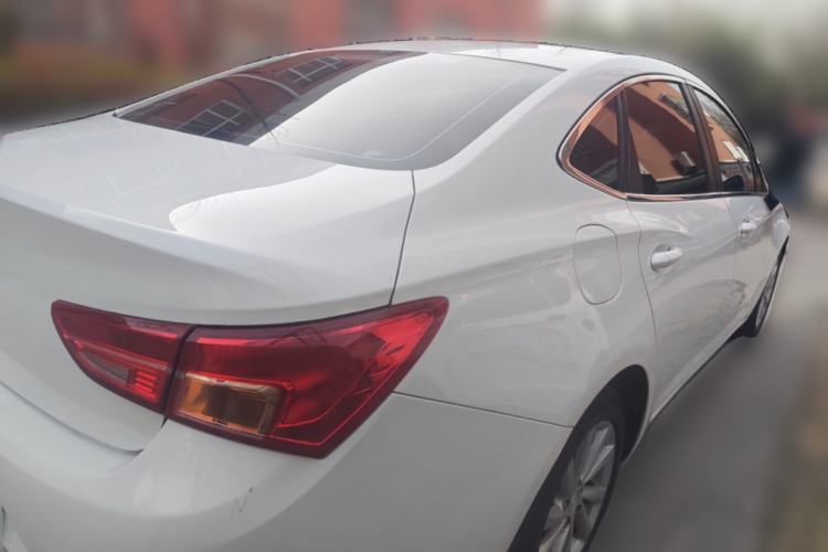Used Buick Verano 2015 Sedan 15S Manual Leading Model Rear Right 45 Deg