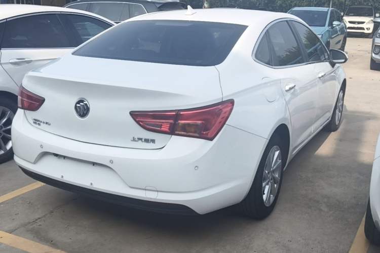 Used Buick Verano 2015 Sedan 15S Automatic Leading Model Rear Right 45 Deg