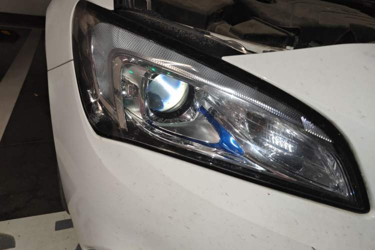 Used Buick Verano 2015 Sedan 15S Manual Entry-Level Model Right Front Headlight