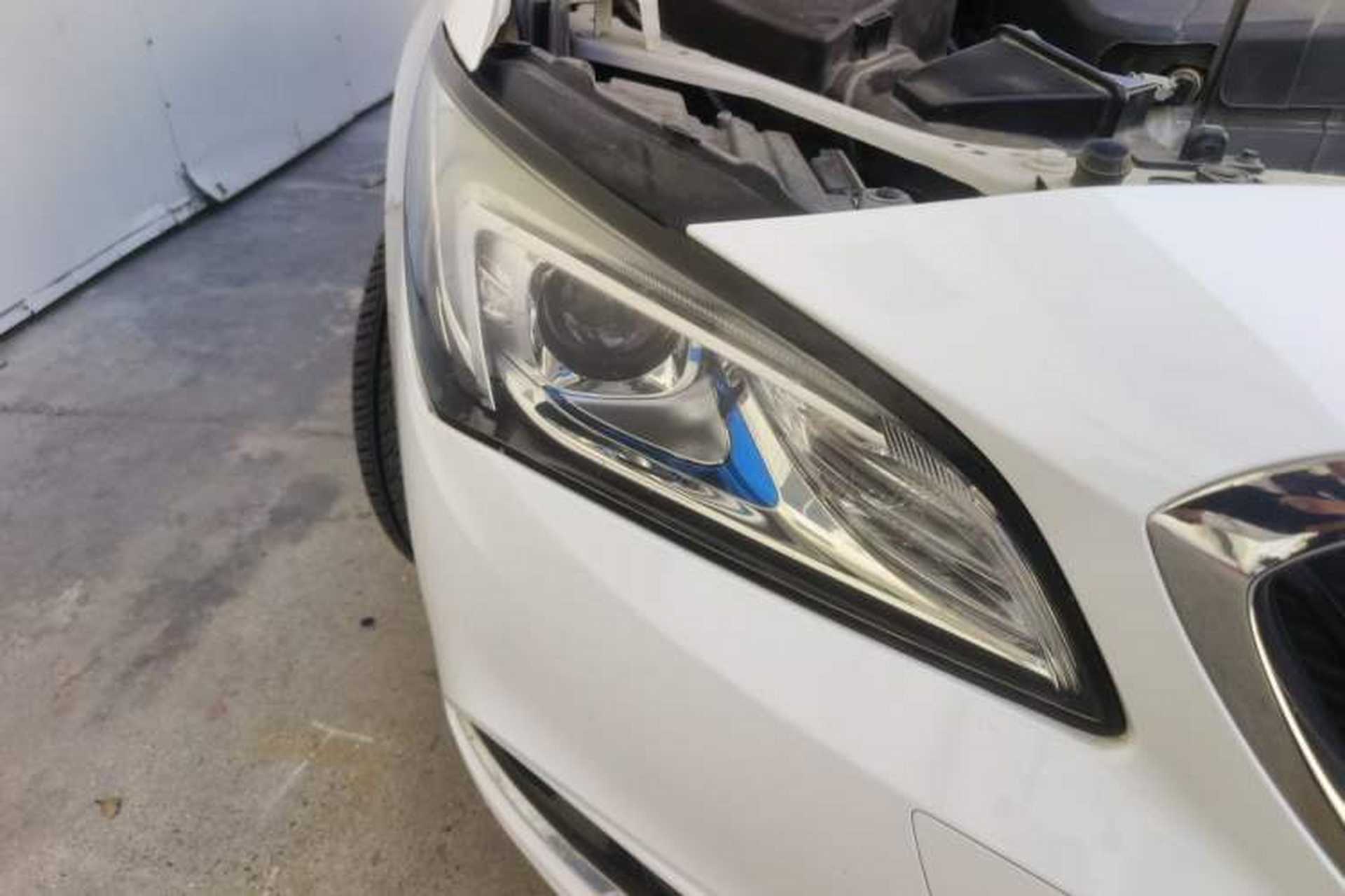 Used Buick Verano 2015 Sedan 15S Manual Entry-Level Model Right Front Headlight