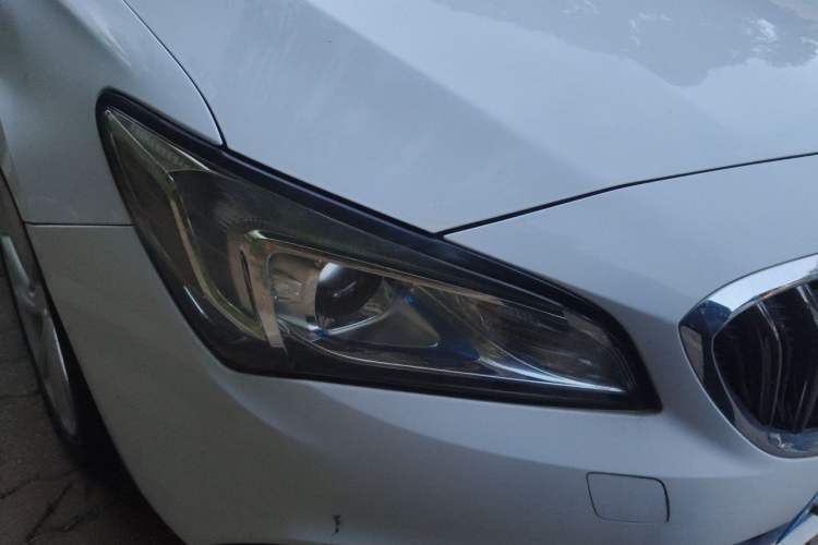 Used Buick Verano 2015 Sedan 15S Automatic Ambition Model Right Front Headlight