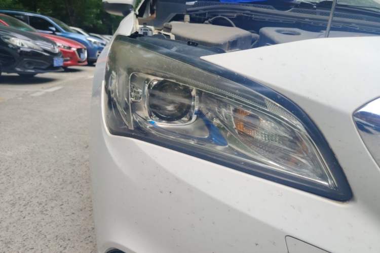 Used Buick Verano 2015 Sedan 15S Automatic Ambition Model Right Front Headlight